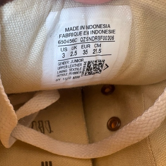 Converse All Star Chuck Taylor Boot High Top Leather boy’s Size 3 650456C - Picture 3 of 11